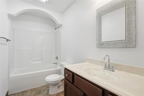 5508 Dostal Drive SW Cedar Rapids IA 52404
