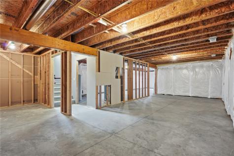 5508 Dostal Drive SW Cedar Rapids IA 52404