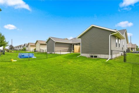 5508 Dostal Drive SW Cedar Rapids IA 52404
