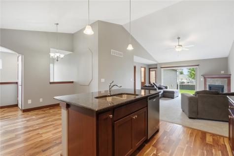 5508 Dostal Drive SW Cedar Rapids IA 52404