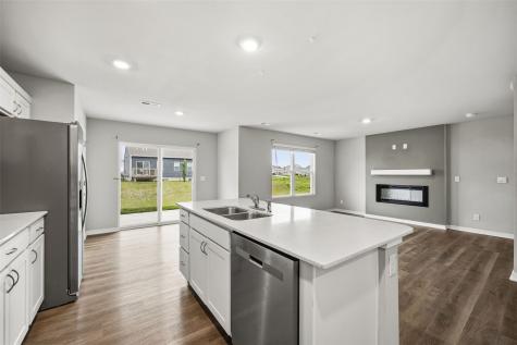 827 Oak Drive Palo IA 52324