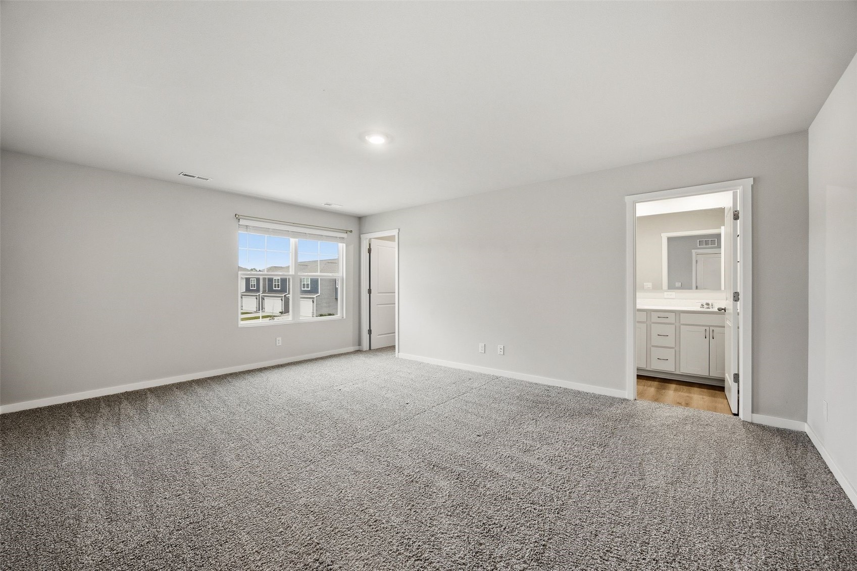 827 Oak Drive Palo IA 52324