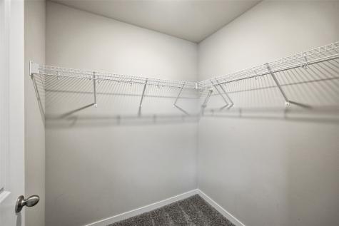 827 Oak Drive Palo IA 52324