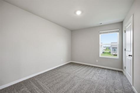 827 Oak Drive Palo IA 52324