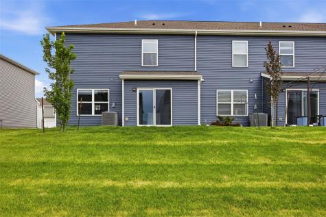 827 Oak Drive Palo IA 52324