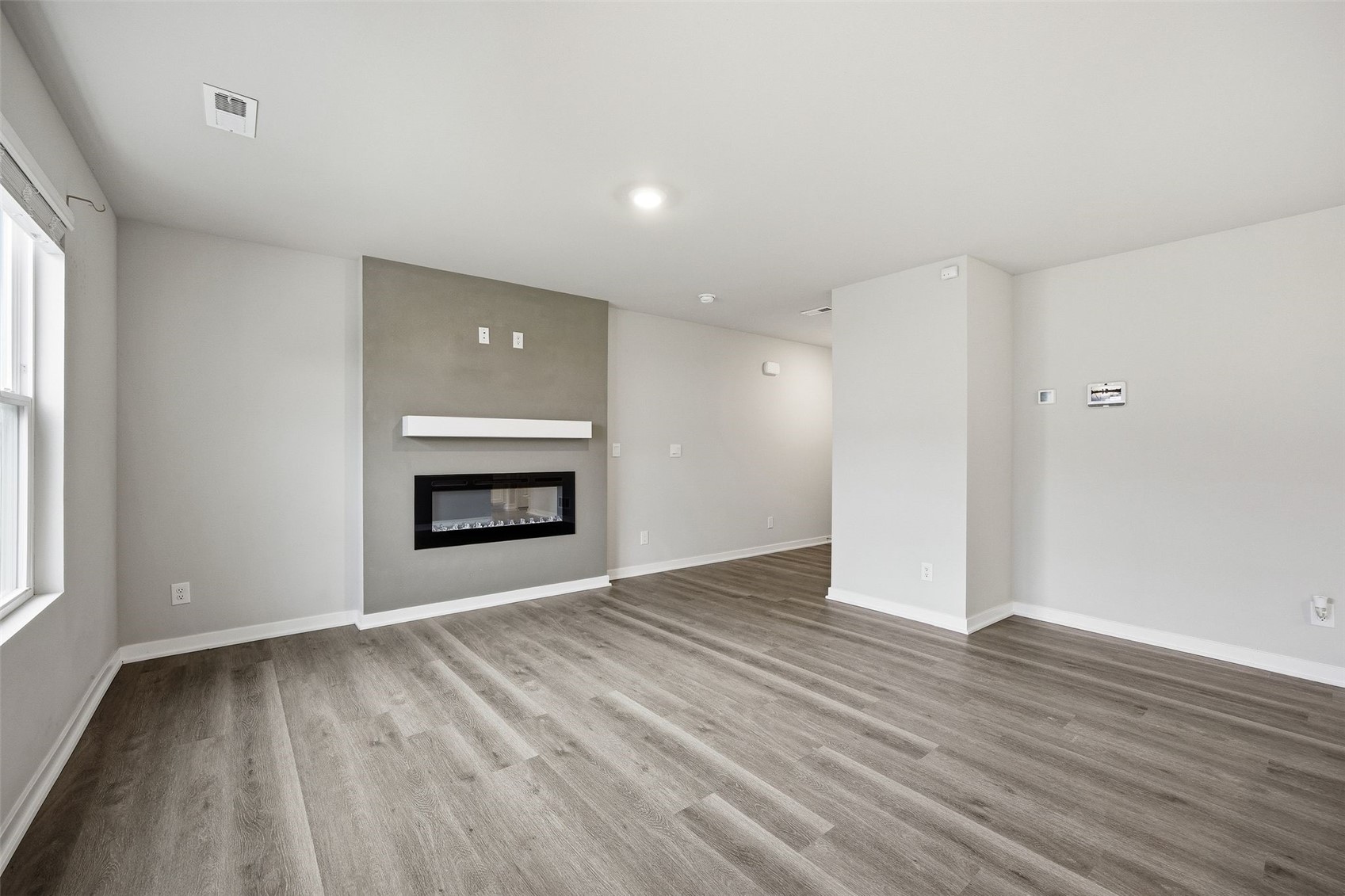 827 Oak Drive Palo IA 52324