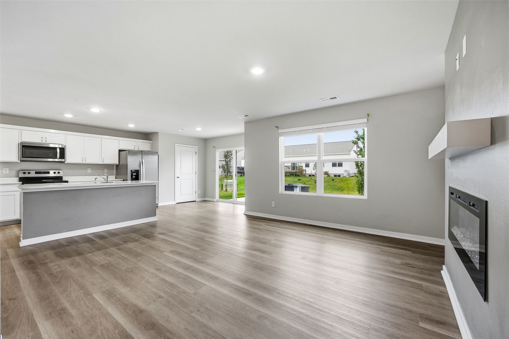 827 Oak Drive Palo IA 52324