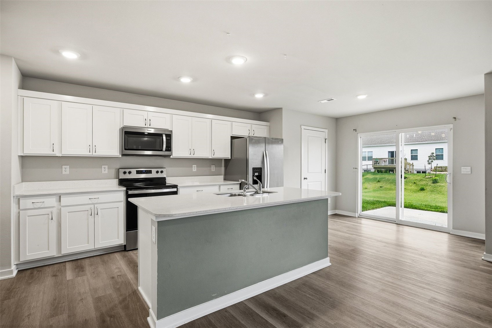 827 Oak Drive Palo IA 52324
