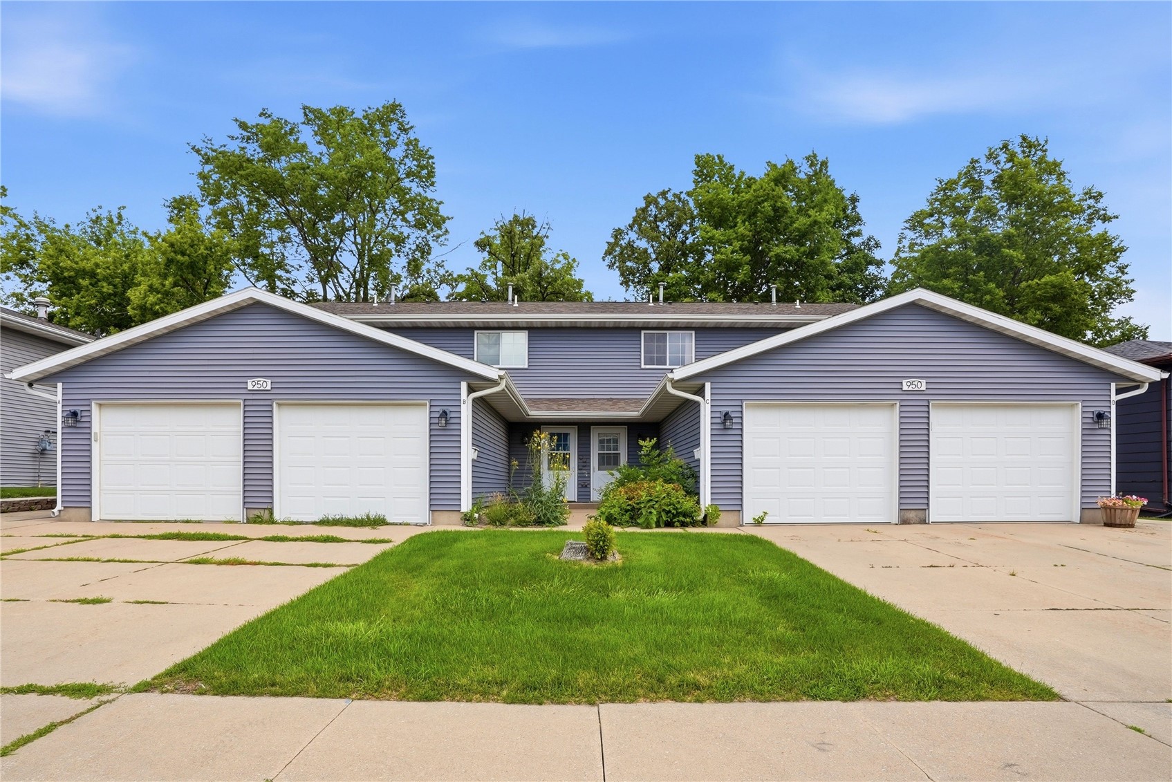 950 33rd Avenue Marion IA 52302