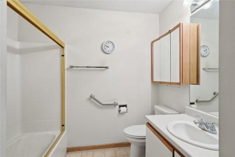 950 33rd Avenue Marion IA 52302