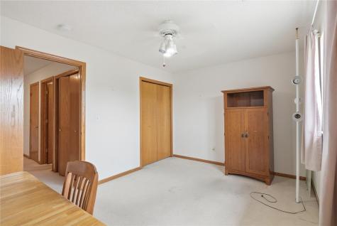 950 33rd Avenue Marion IA 52302