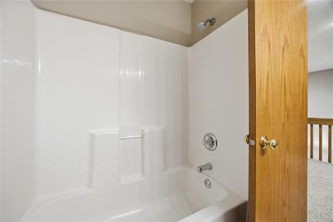 4595 Widgeon Court Marion IA 52302