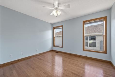 3315 Sunburst Avenue Marion IA 52302