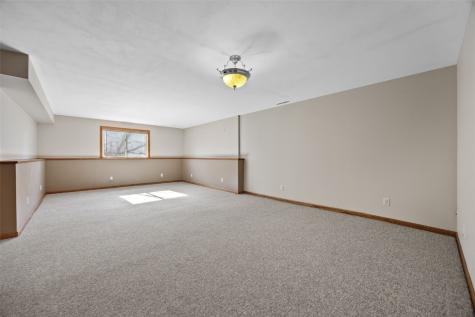 3315 Sunburst Avenue Marion IA 52302