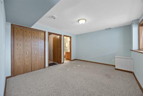 3315 Sunburst Avenue Marion IA 52302