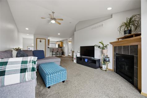 1410 Gentry Lane North Liberty IA 52317