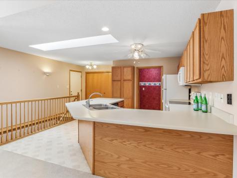 1233 74th Street NE Cedar Rapids IA 52402