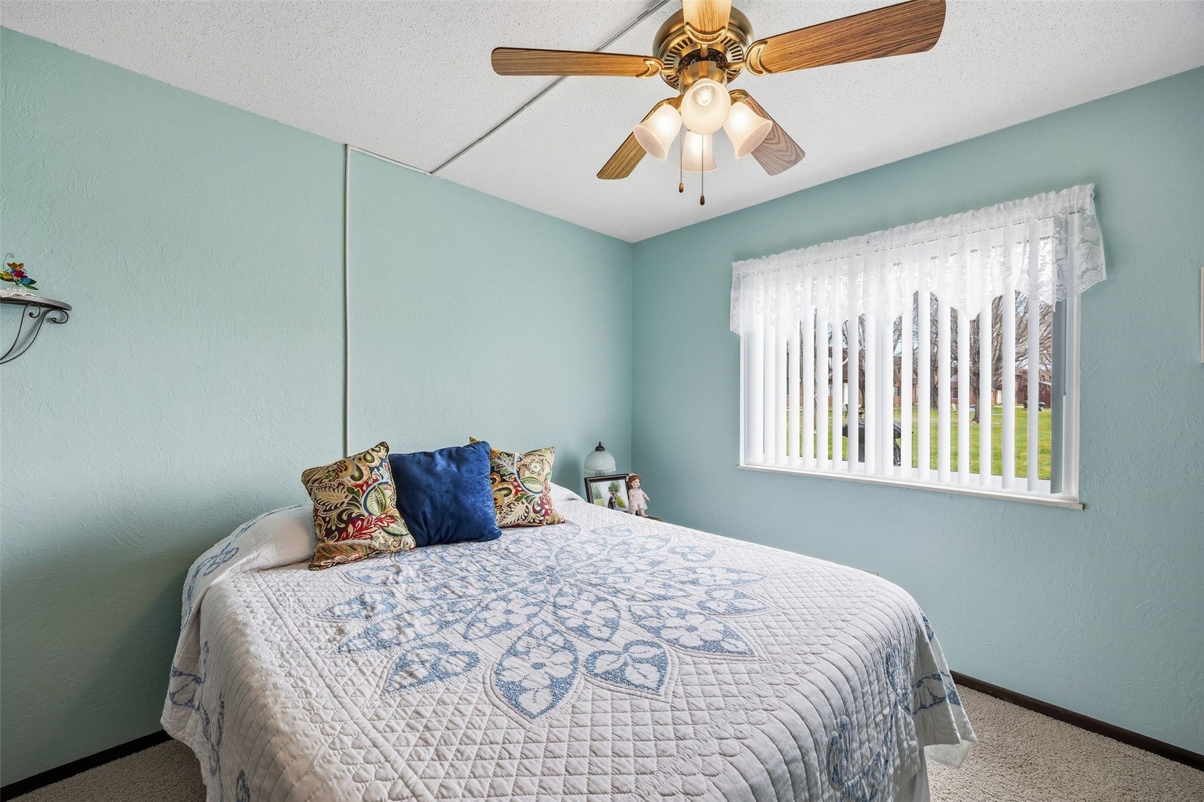 5716 Golden Court NE Cedar Rapids IA 52402