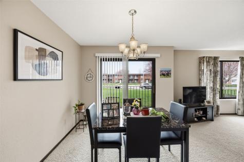 5716 Golden Court NE Cedar Rapids IA 52402
