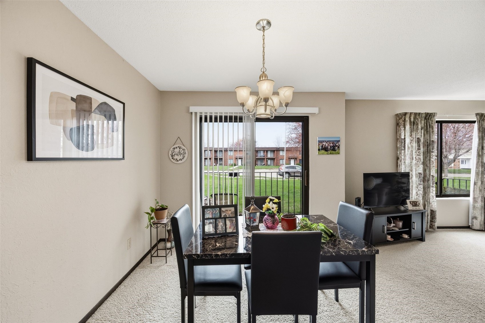 5716 Golden Court NE Cedar Rapids IA 52402