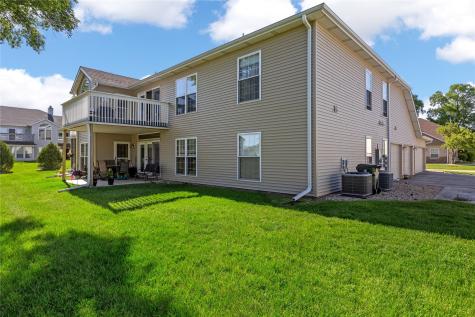 4545 Westchester Drive NE Cedar Rapids IA 52402