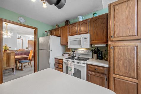 4545 Westchester Drive NE Cedar Rapids IA 52402
