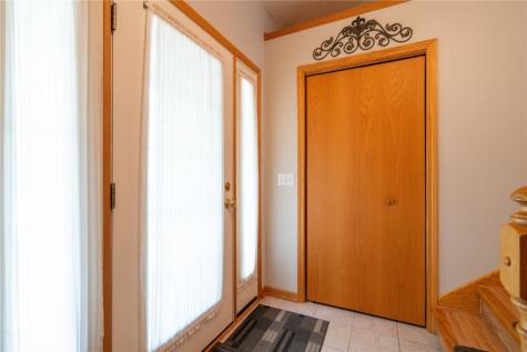 1037 Doubletree Court NE Cedar Rapids IA 52402