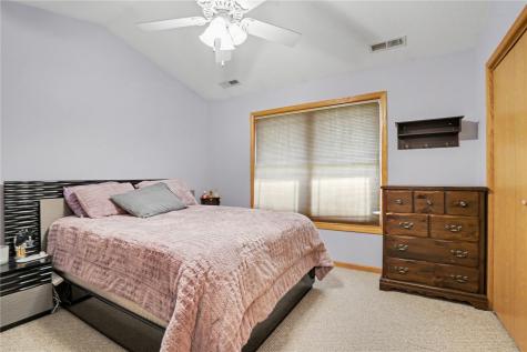3840 37th Avenue SW Cedar Rapids IA 52404