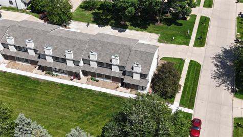 904 West Side Drive Iowa City IA 52246