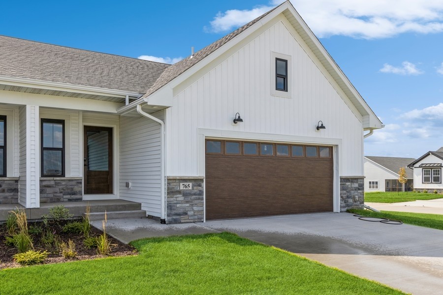 415 Solstice Court North Liberty IA 52317