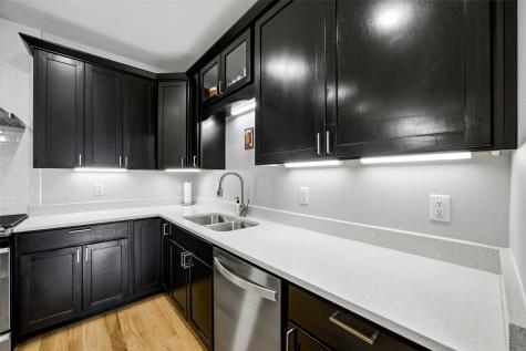 1110 Ivy Lane North Liberty IA 52317