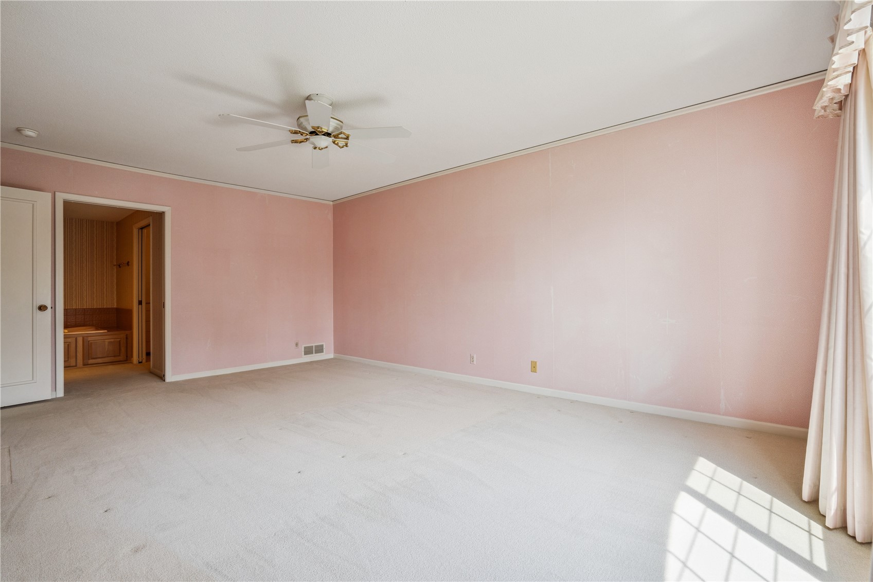 100 Thompson Drive SE Cedar Rapids IA 52403