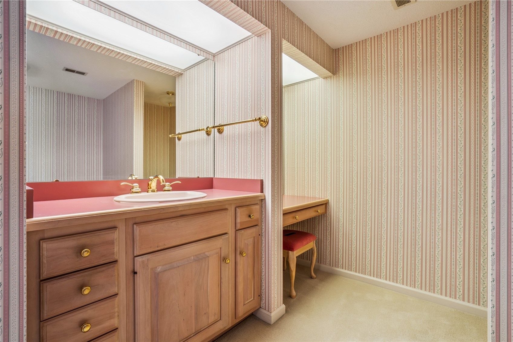 100 Thompson Drive SE Cedar Rapids IA 52403