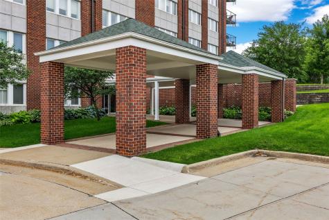 111 Cottage Grove Avenue SE Cedar Rapids IA 52403