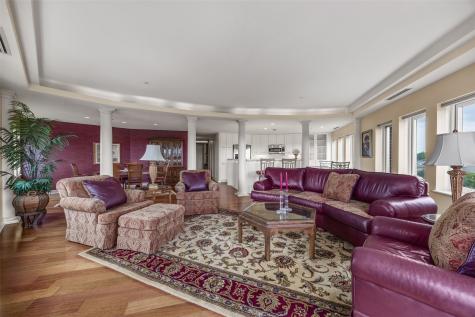 111 Cottage Grove Avenue SE Cedar Rapids IA 52403