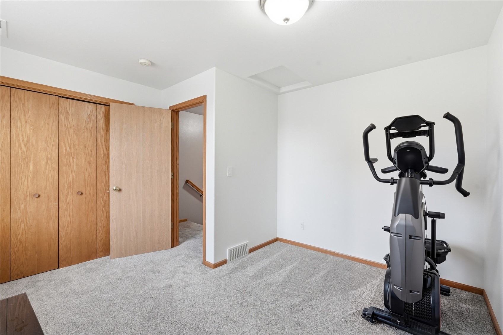 3415 Queen Drive SW Cedar Rapids IA 52404