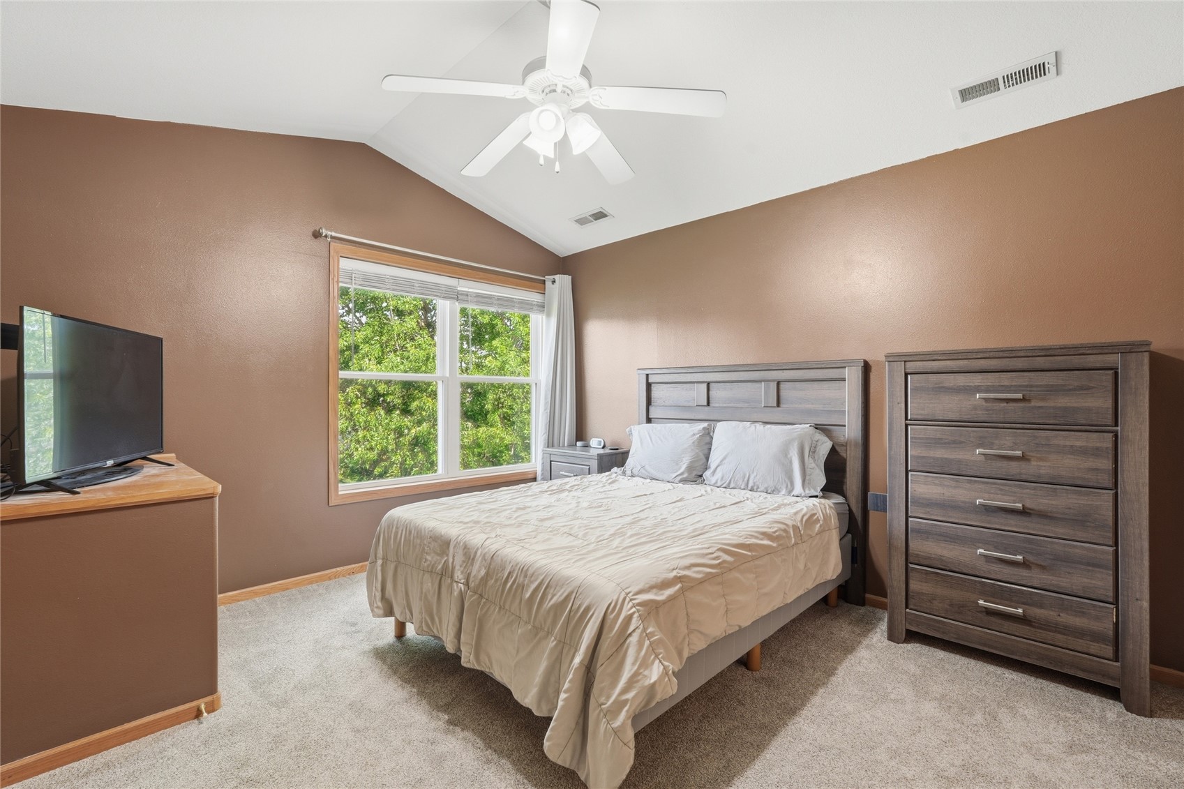 3415 Queen Drive SW Cedar Rapids IA 52404