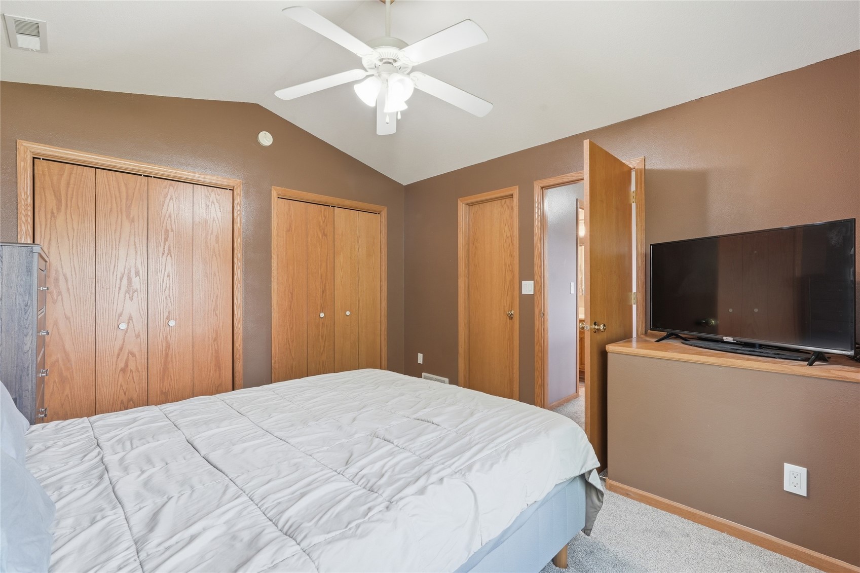 3415 Queen Drive SW Cedar Rapids IA 52404