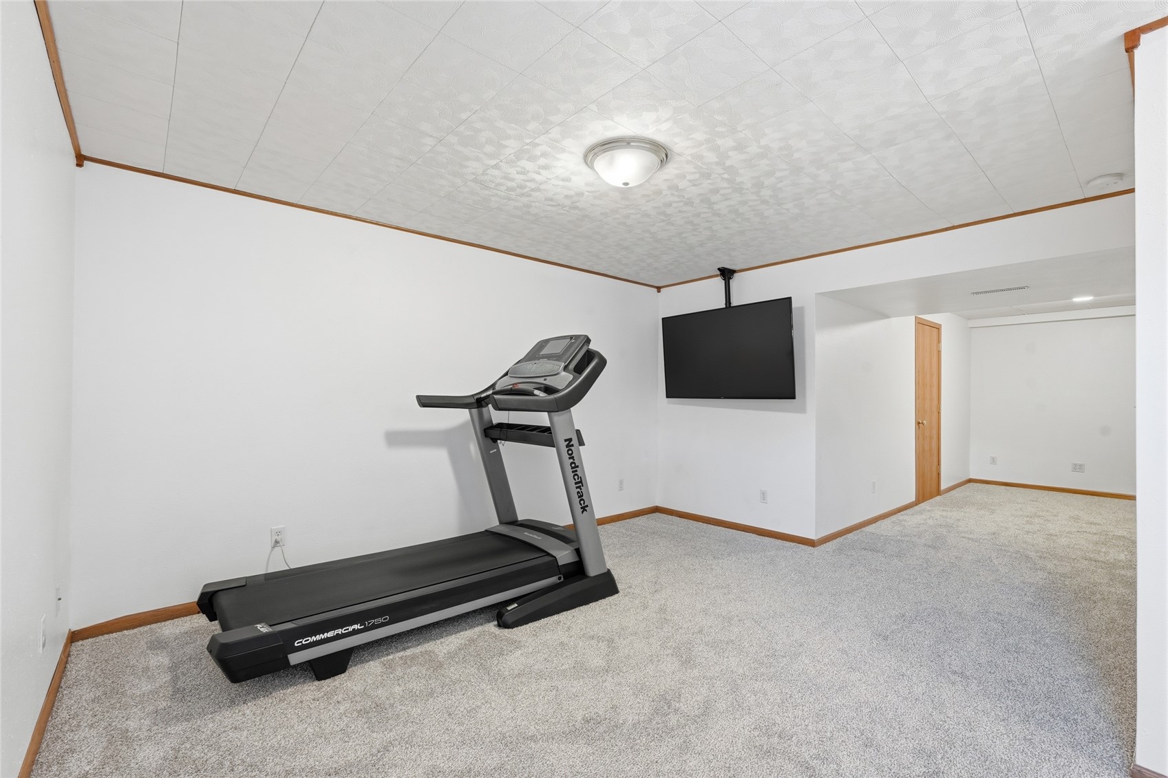 3415 Queen Drive SW Cedar Rapids IA 52404