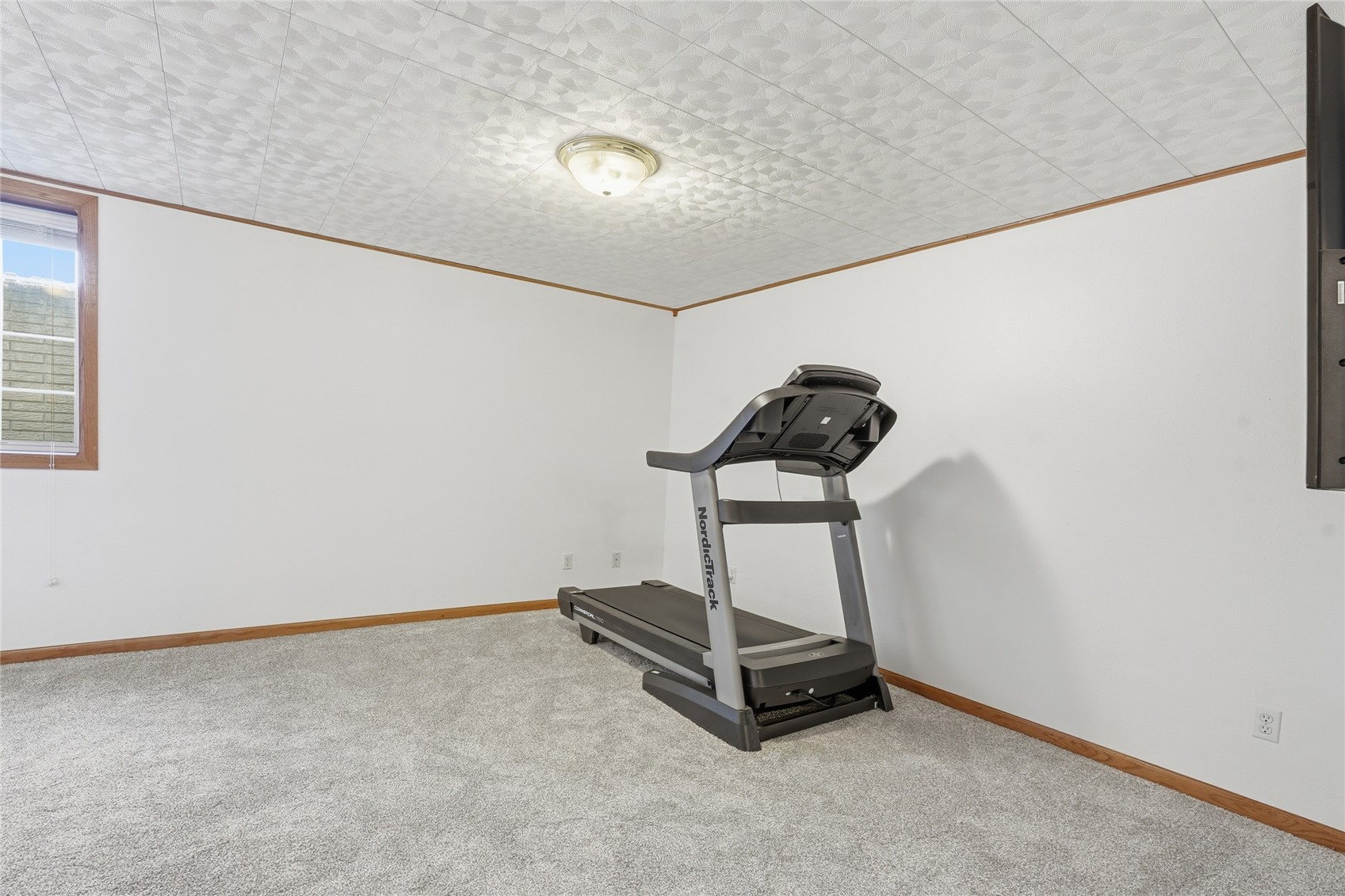 3415 Queen Drive SW Cedar Rapids IA 52404