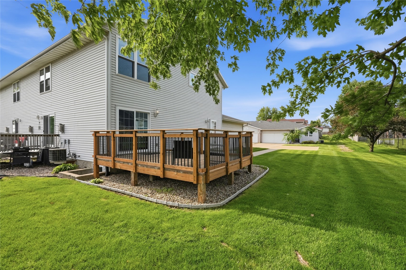 3415 Queen Drive SW Cedar Rapids IA 52404