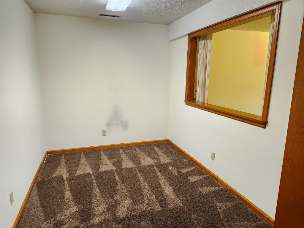 1585 Matterhorn Drive NE Cedar Rapids IA 52402