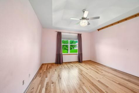 460 2nd Street Fairfax IA 52228