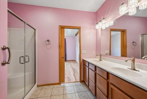 460 2nd Street Fairfax IA 52228