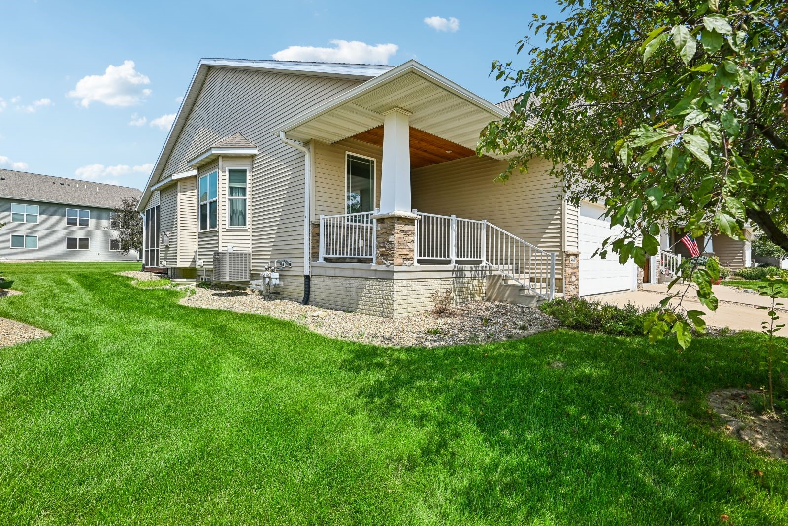 460 2nd Street Fairfax IA 52228