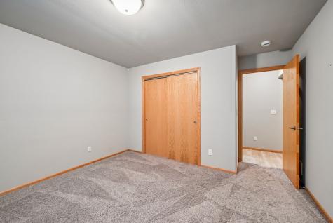 460 2nd Street Fairfax IA 52228