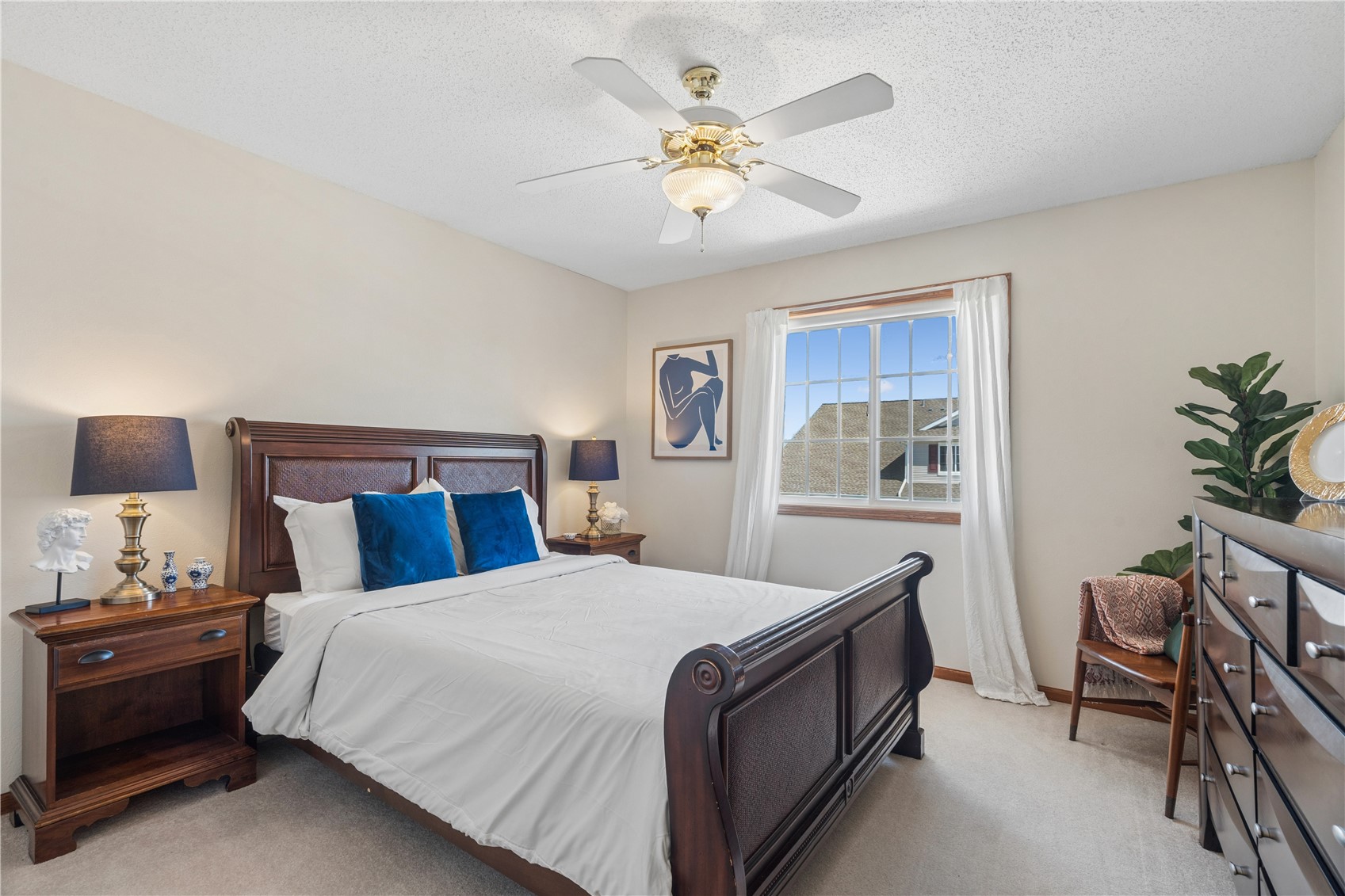 7306 Walden Road NE Cedar Rapids IA 52402