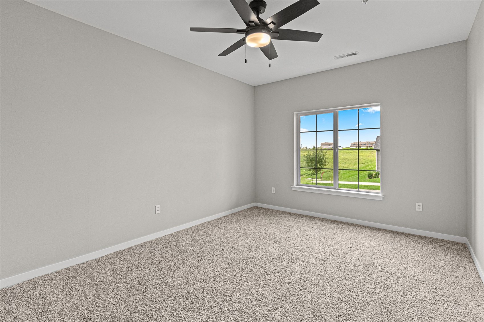 2877 Spring Rose Circle Coralville IA 52241