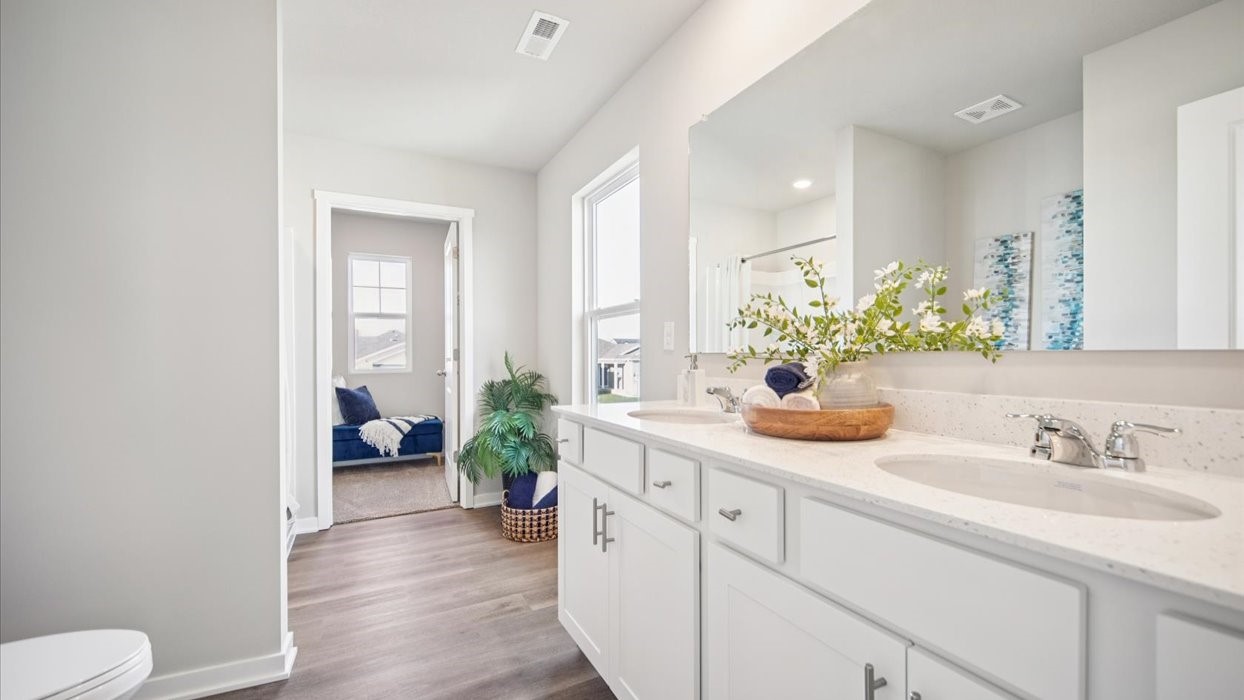 604 Magnolia Way Tiffin IA 52340