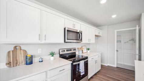 604 Magnolia Way Tiffin IA 52340